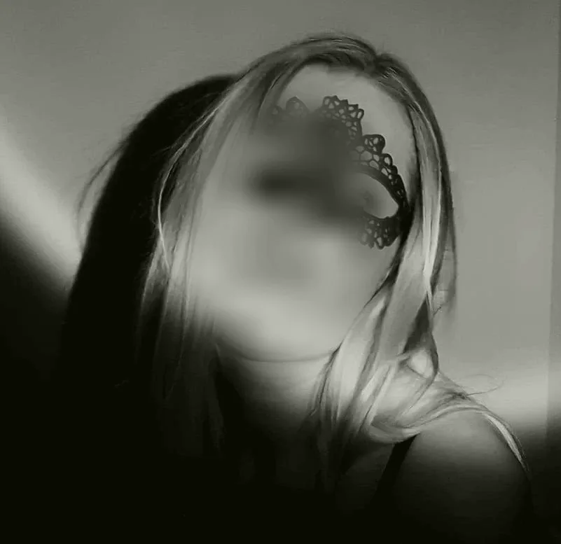 Astrid, 36