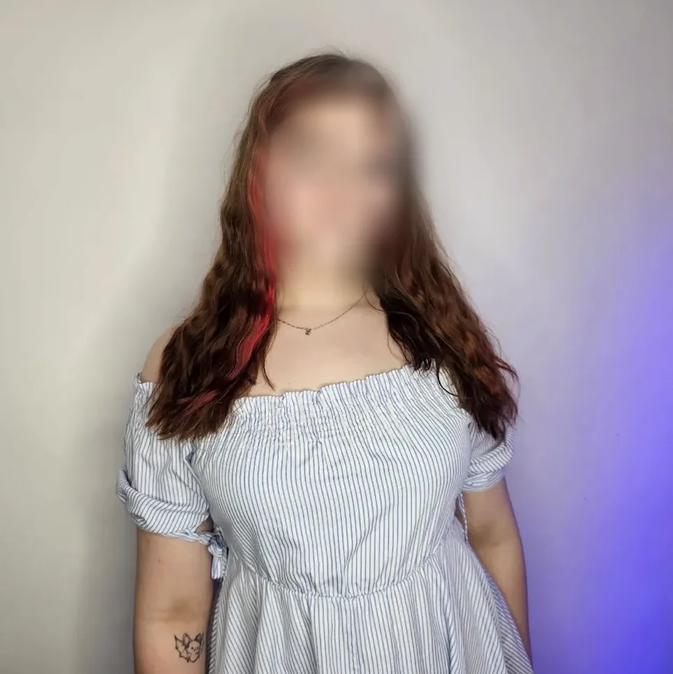Cornelia, 21