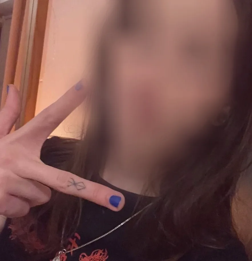 Ivana, 21